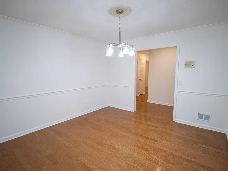 1110 Slann Dr — Photo 12