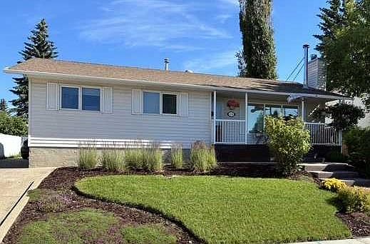 1st image of 134 S Wiltshire Blvd