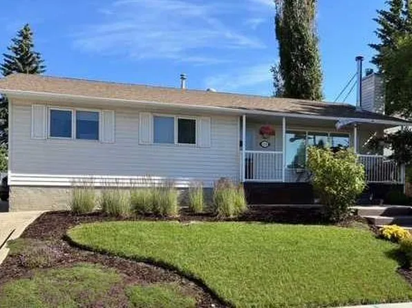 134 S Wiltshire Blvd, Red Deer, AB T4N 6B6