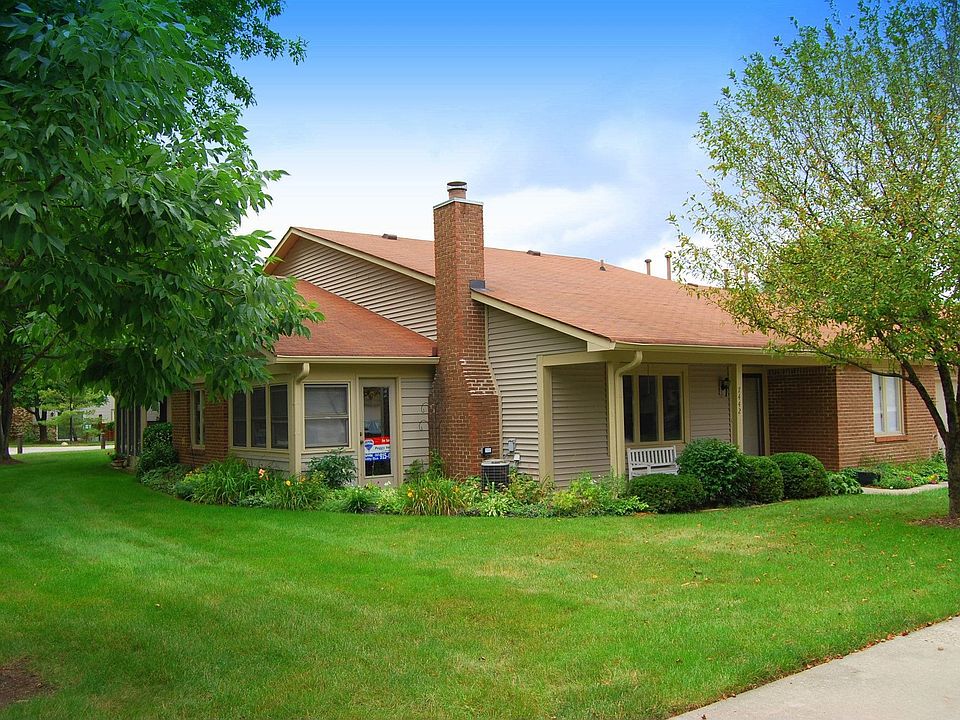 1st image of 7442 Prairie Lake Dr