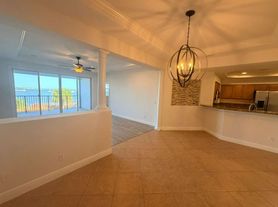 3720 NE Indian River Dr, Jensen Beach, FL