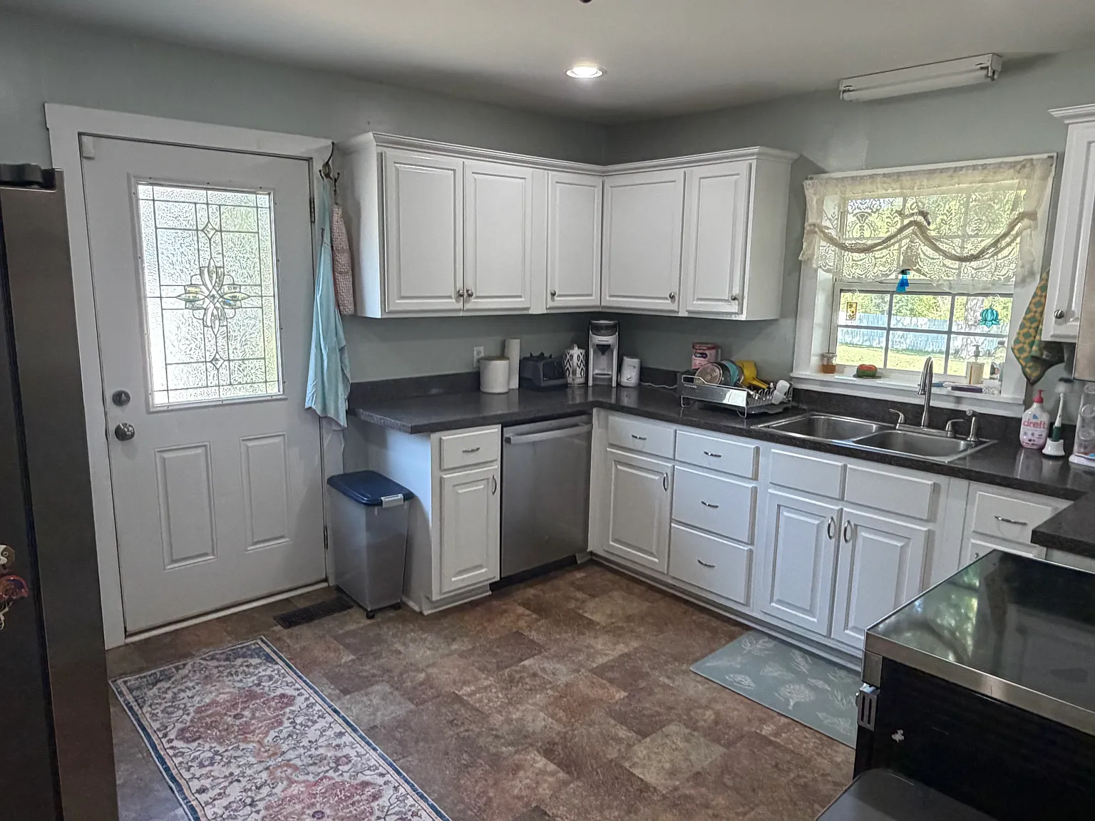 3 bed, 1530 sqft, $2,000 — Photo 3