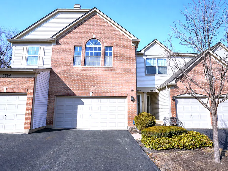 2866 Stonewater Dr #2866 — Photo 1