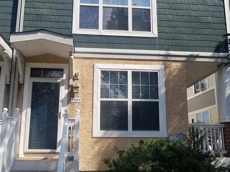 3003 W 11th St — Photo 1