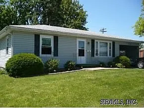408 Montclaire Ave photo 1
