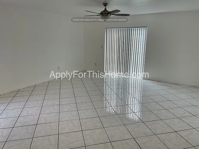 9110 86th Ave — Photo 9