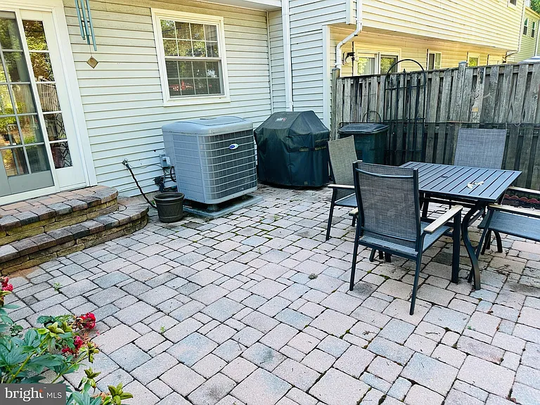 18810 Creeper Ln — Photo 18