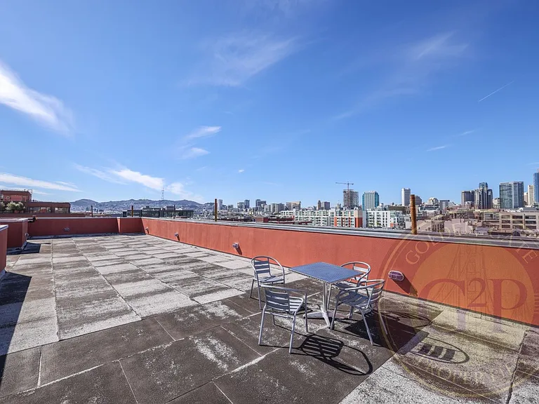 200 Townsend St #1 — Photo 29