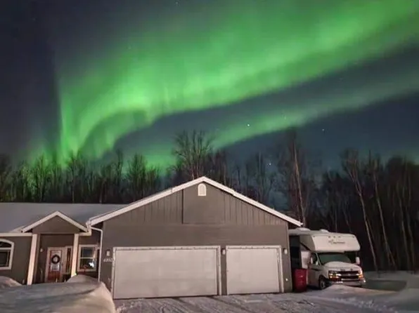 4950 N Feldspar Cir, Wasilla, AK 99654