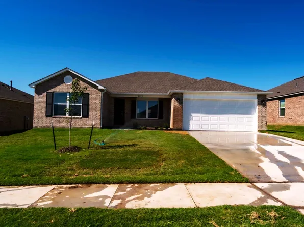 2922 S 13th Ct, Broken Arrow, OK 74011