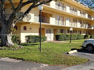 Cambridge Hills, Hollywood, FL 33024