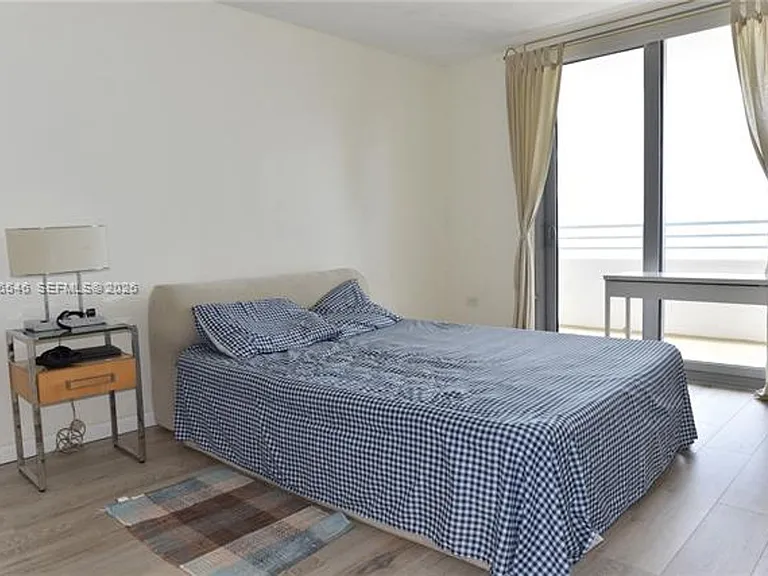 5555 Collins Avenue Cu #8K — Photo 14