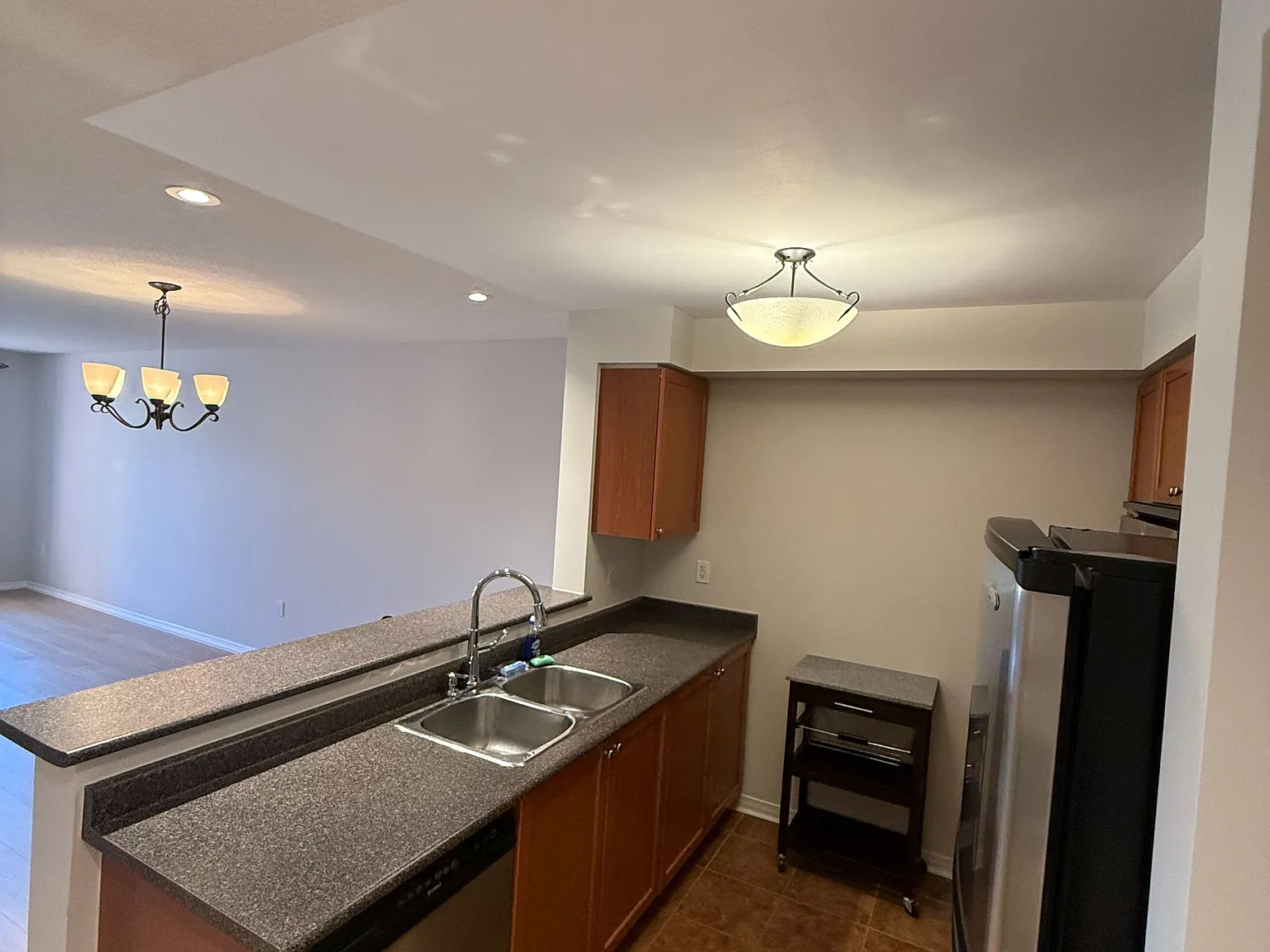 2 bed, $2,500 — Photo 2