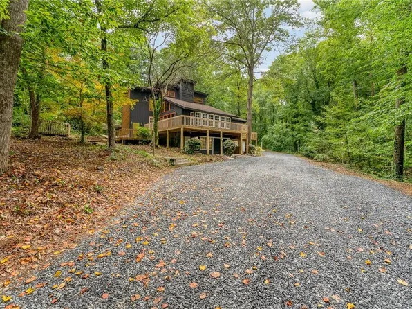 5414 Saddlewood Dr, Summerfield, NC 27358