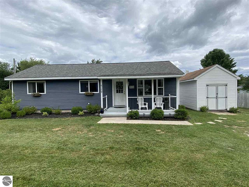 1st image of 6179 Sunset Dr