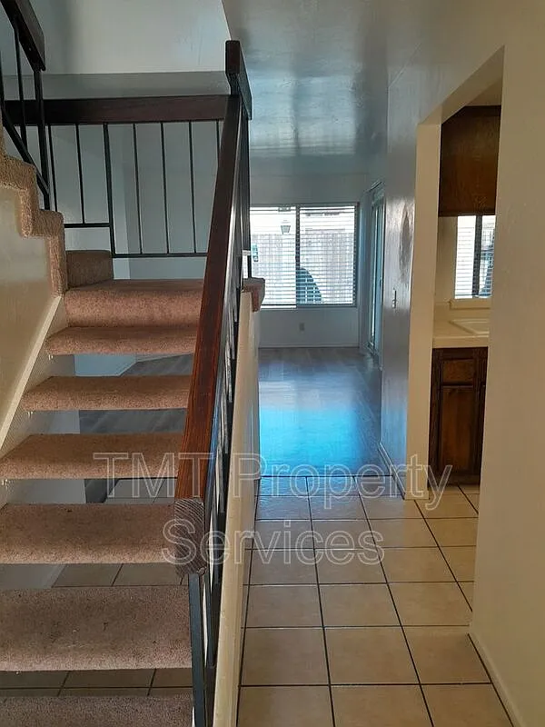 3 bed, 2.0 bath, 1249 sqft, $2,800 — Photo 3