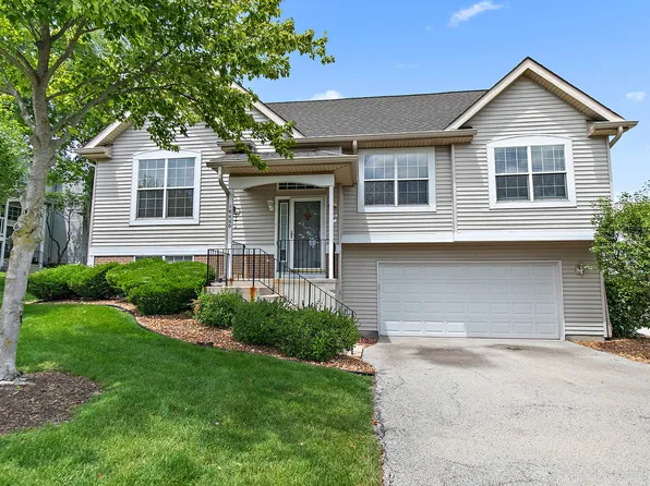 16400 Teton Dr, Lockport, IL 60441