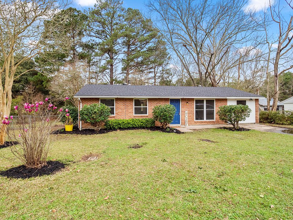 1st image of 806 Auburn Dr