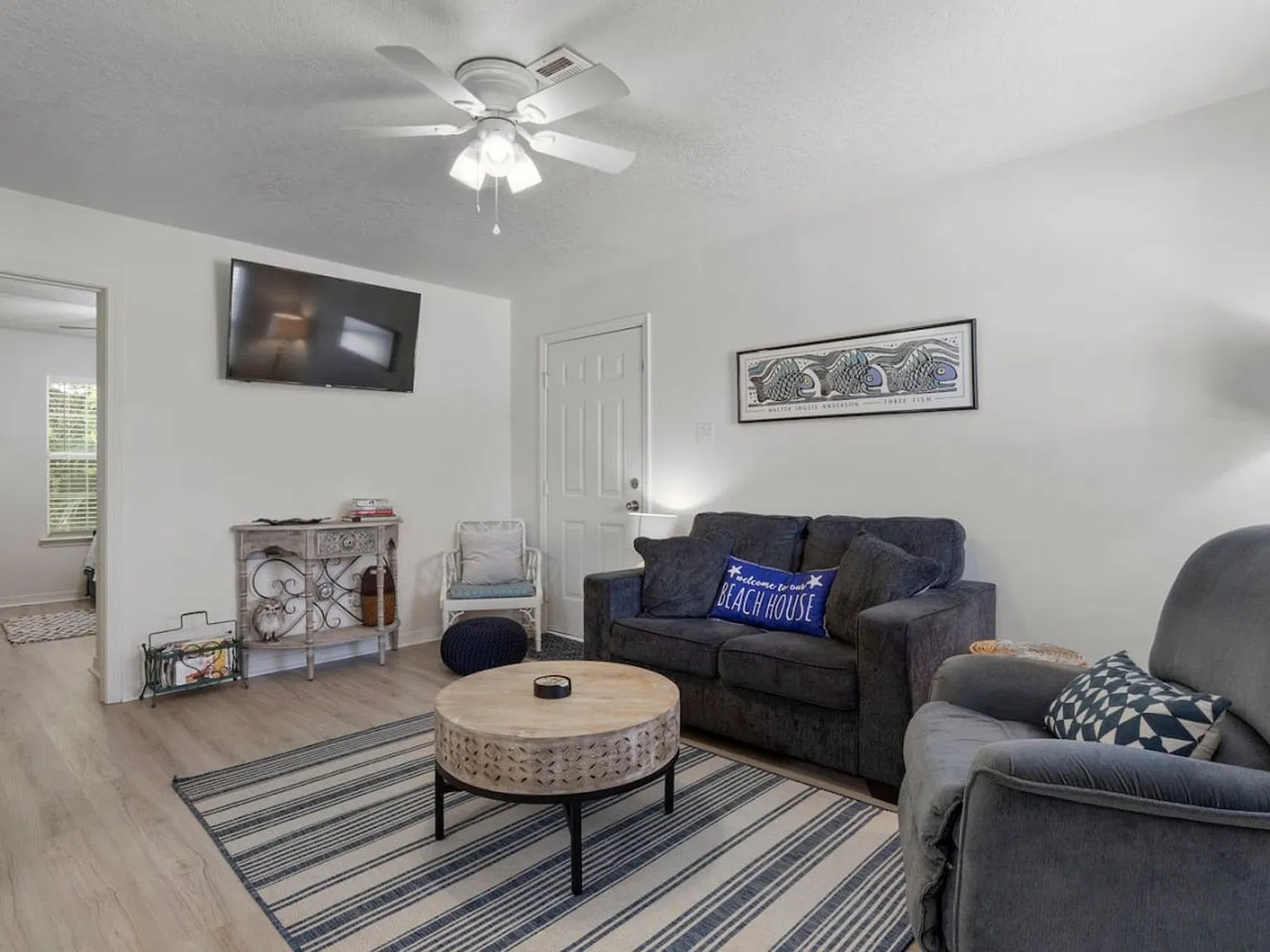 Furnished Duplex — Photo 3
