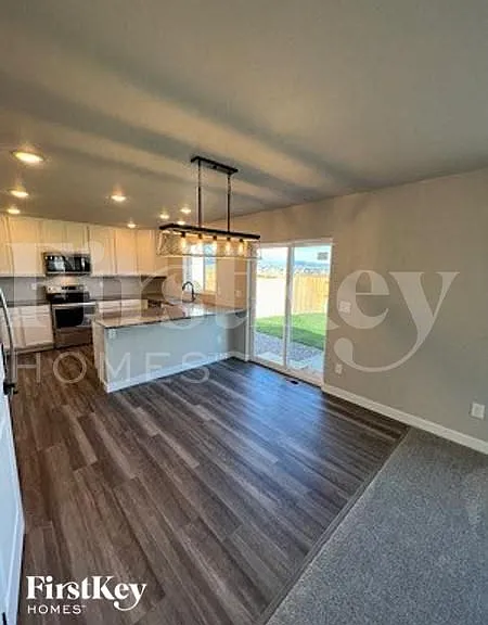 10166 Luneth Dr — Photo 3