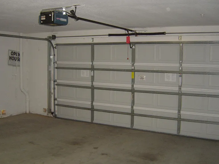 445 Bayou Village Dr — Photo 7