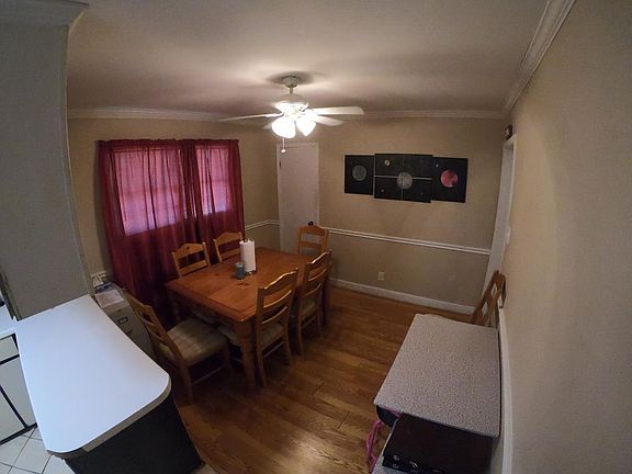 4th image of 251 Brookwood Dr
