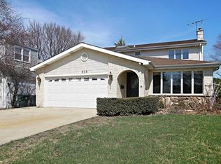 828 Austin Ave, Park Ridge, IL 60068