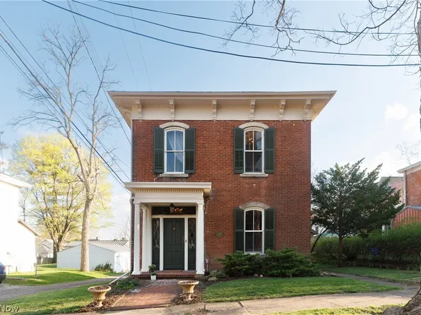102 E Lamartine St, Mount Vernon, OH 43050