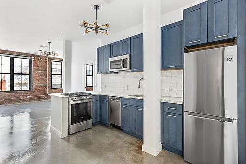 38 Roebling St #4L Photo 1
