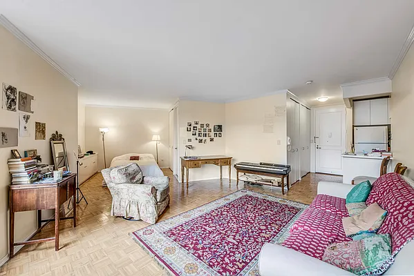 Rented by Compass | media 4