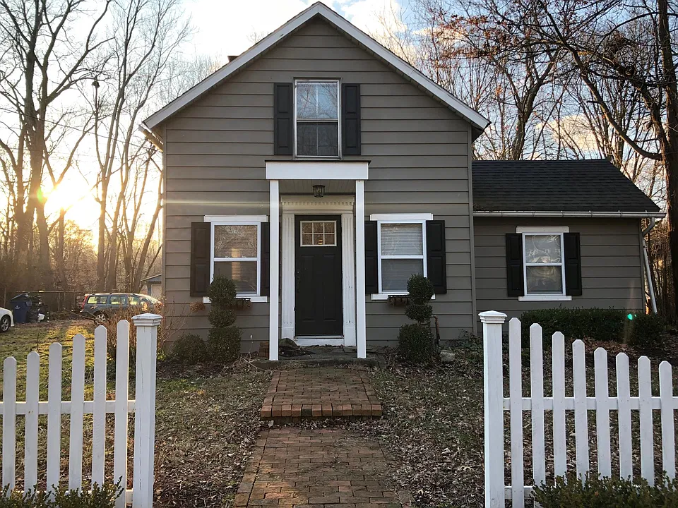 4652 Porter Rd