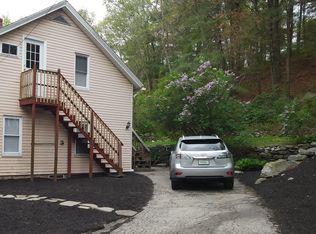 4 Farnum Pike, Smithfield, RI 02917