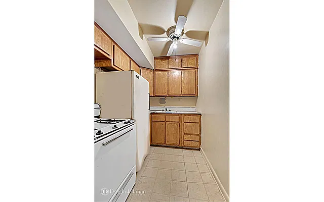 Sold by Douglas Elliman | media 4