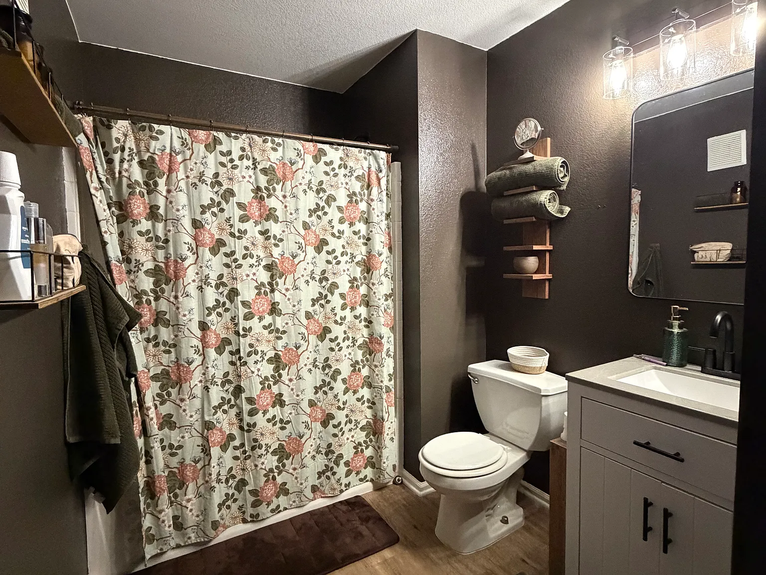 2 bed, 1225 sqft, $2,300 — Photo 3