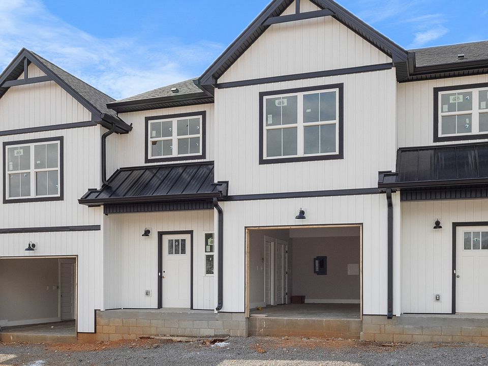 1st image of 166 Sango Dr Building 5-47