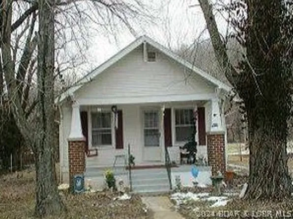 105 S Lake St, Linn Creek, MO 65052