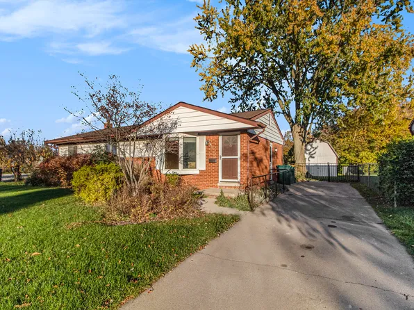 632 N Harris St, Saline, MI 48176