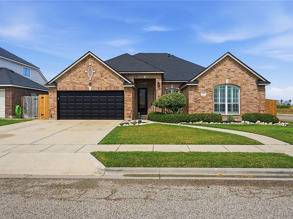 1st image of 328 Nicklaus Dr