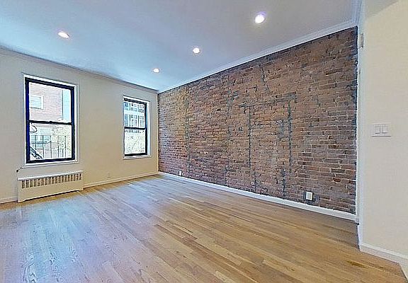 3rd image of 418 E 74th St APT 3B