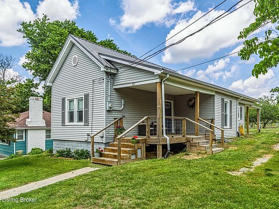 2nd image of 207 Tilden St