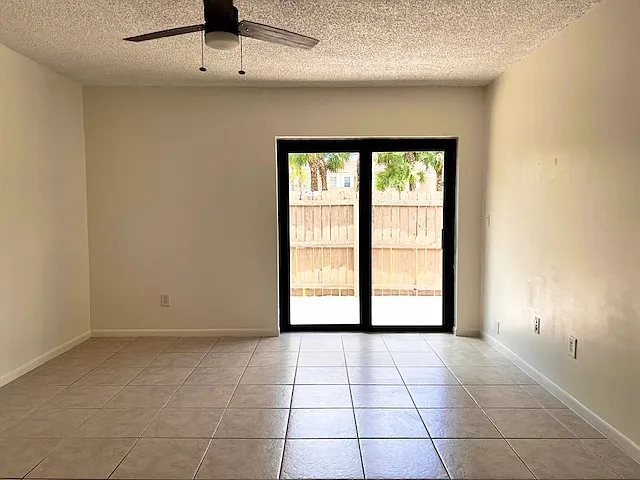 10323 Boca Bnd W #4 — Photo 7