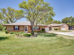 1926 S Imo Rd, Enid, OK 73703