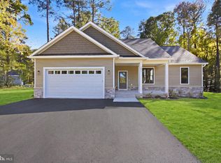 191 Seagull Ct, Montross, VA 22520