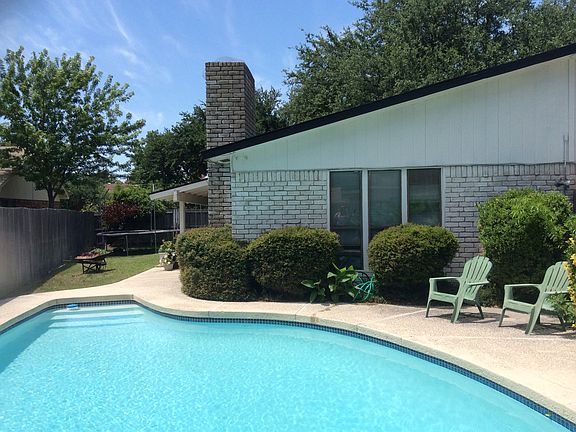 2nd image of 6234 Fallbrook Dr
