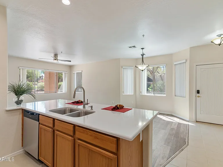 11500 E Cochise Dr #1021 — Photo 7
