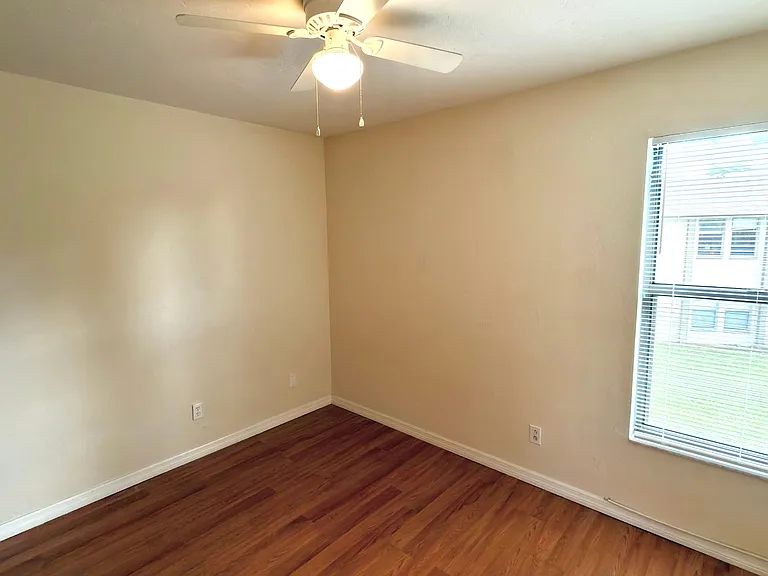 4777-11 Orange Grove Blvd — Photo 6