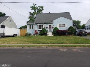 82 Clayton Ave, Hamilton, NJ 08619