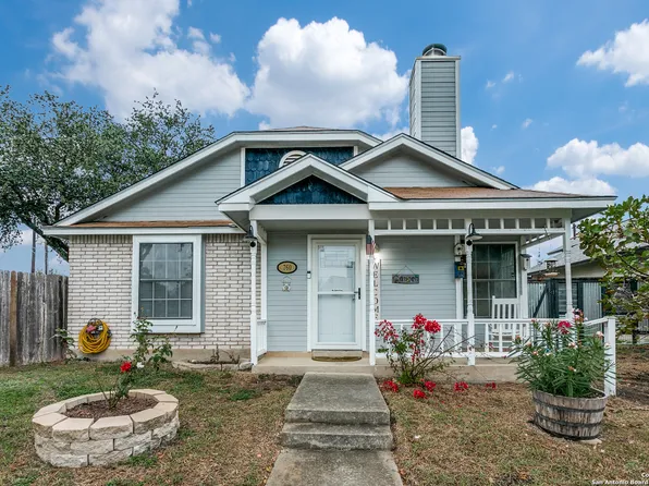 760 Garden Meadow, Universal City, TX 78148