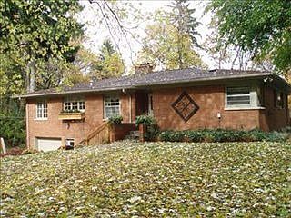 5th image of 1457 W Gull Lake Dr