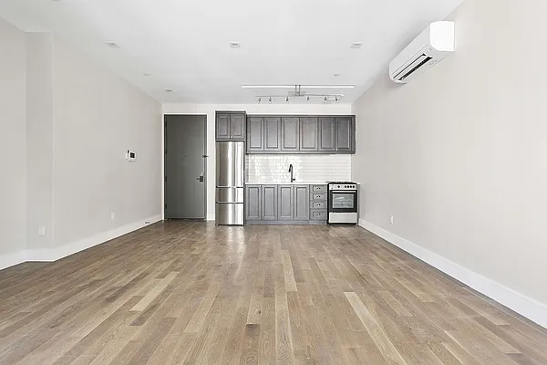 Rented by Compass | media 6